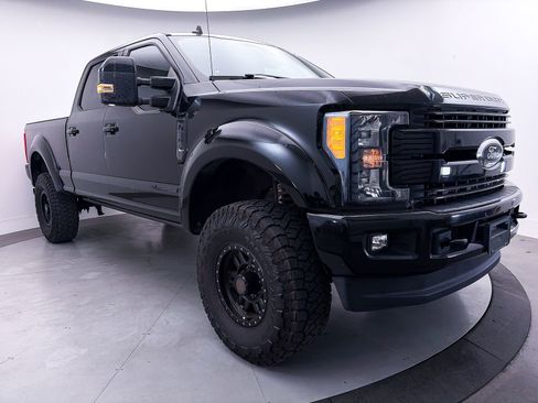 Used 2019 Ford F350 Lariat AWD/4WD image 13