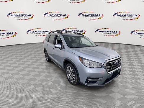 Used 2022 Subaru Ascent Limited w/ Technology Package AWD/4WD image 2
