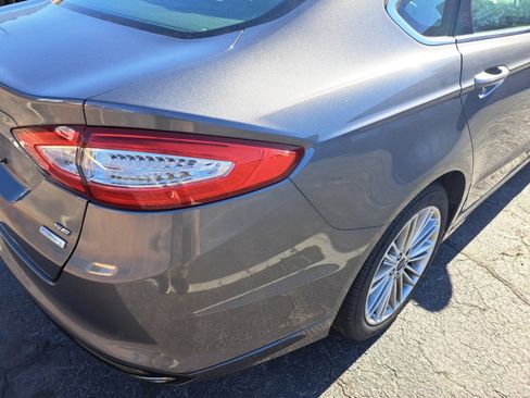 Used 2014 Ford Fusion SE w/ Equipment Group 202A FWD image 22