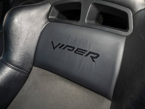 Used 2006 Dodge Viper SRT-10 RWD image 38