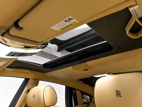 Used 2013 Rolls-Royce Phantom Sedan RWD image 49