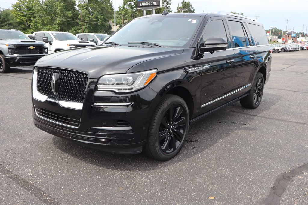 Used 2024 Lincoln Navigator L Reserve AWD/4WD image 39