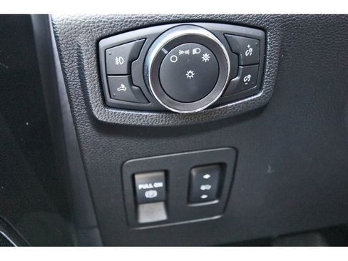 Used 2018 Ford F150 Lariat w/ Equipment Group 501A Mid RWD image 22