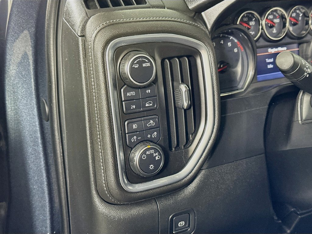 Used 2020 Chevrolet Silverado 1500 RST w/ All-Star Edition AWD/4WD image 22