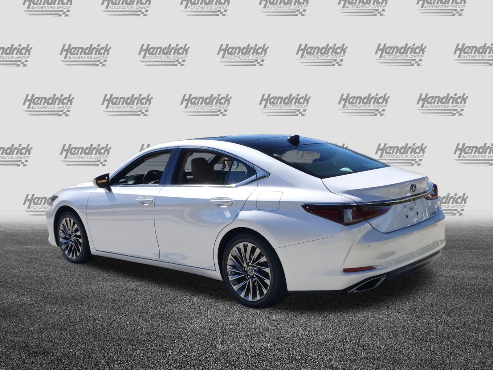Used 2025 Lexus ES 350 w/ Technology Package FWD image 7