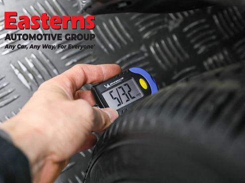 Used 2019 Toyota Camry SE image 26