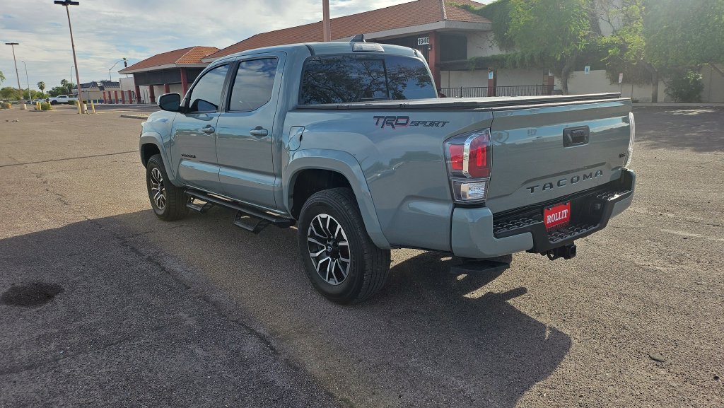 Used 2022 Toyota Tacoma TRD Sport w/ Black Out Package (TMS) RWD image 8