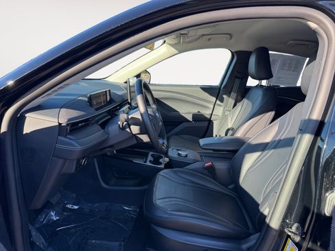 Certified 2024 Ford Mustang Mach-E Premium image 10
