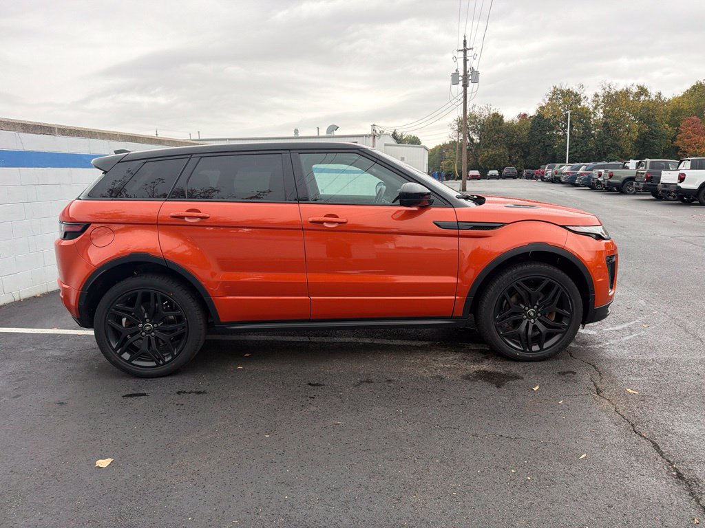Used 2017 Land Rover Range Rover Evoque HSE Dynamic AWD/4WD image 6