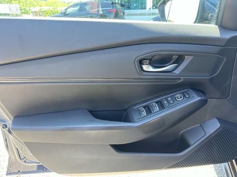 Used 2023 Honda Accord EX image 16