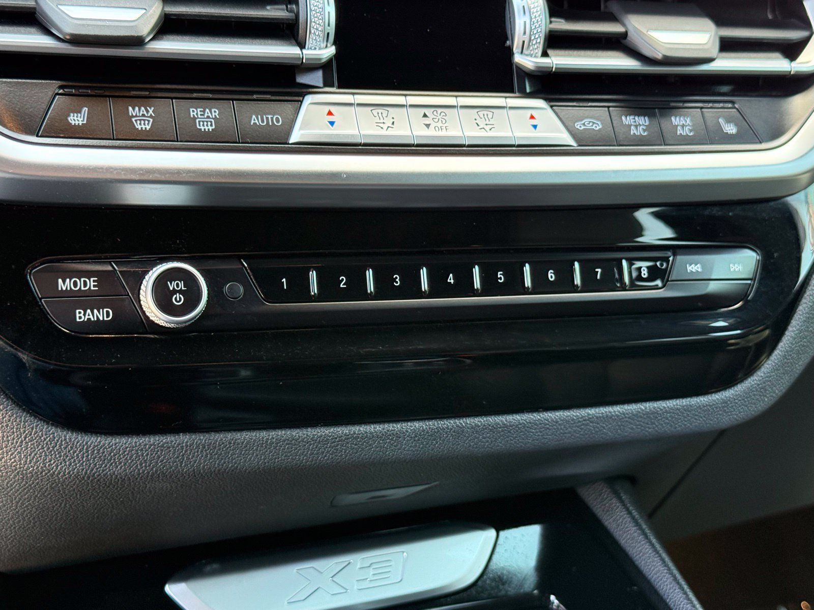 Used 2023 BMW X3 sDrive30i w/ M Sport Package RWD image 37