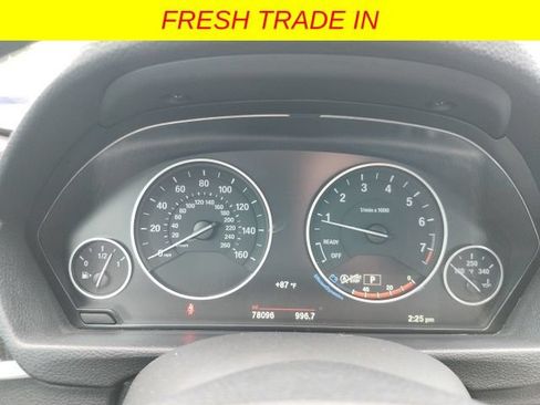 Used 2018 BMW 320i xDrive Sedan AWD/4WD image 4
