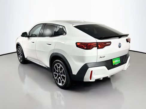 Used 2026 BMW X2 xDrive28i AWD/4WD image 7