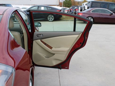 Used 2007 Nissan Altima 3.5 SL image 28