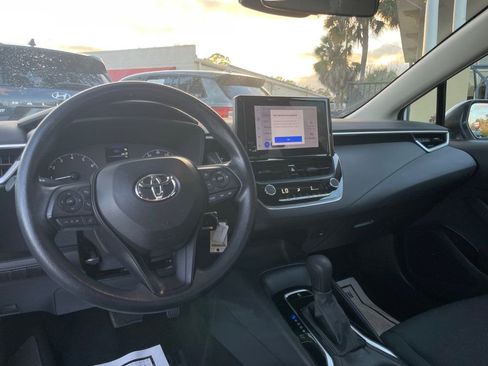 Used 2024 Toyota Corolla LE image 13