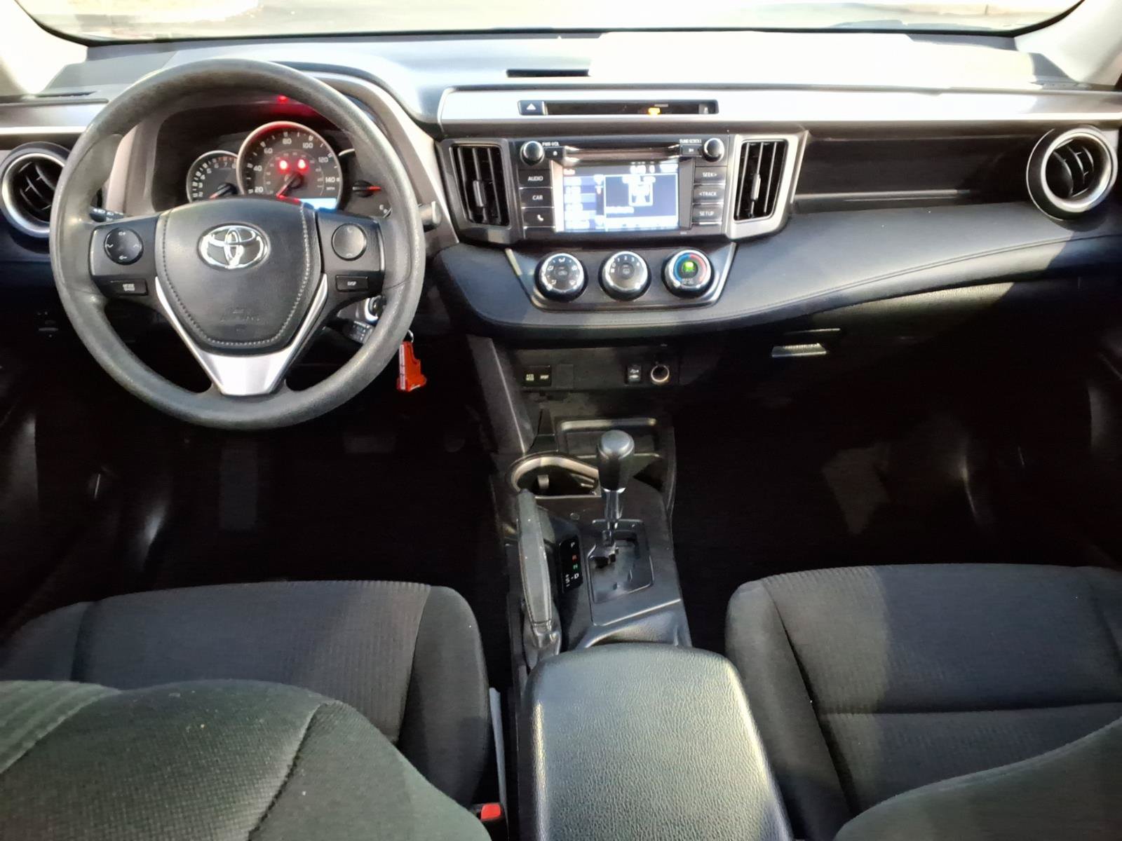 Used 2016 Toyota RAV4 LE FWD image 11
