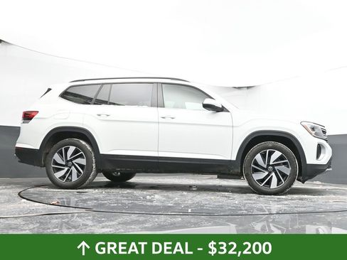 Used 2025 Volkswagen Atlas SE image 49