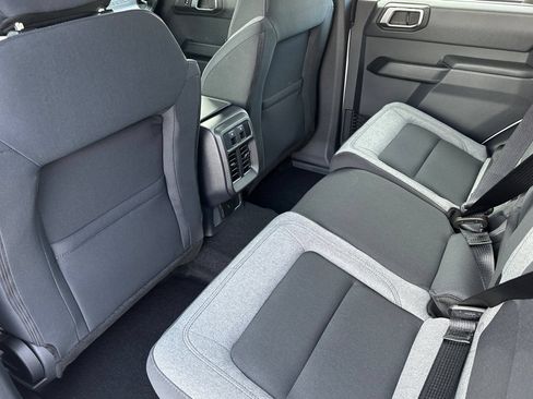 New 2025 Ford Bronco 4-Door AWD/4WD image 13