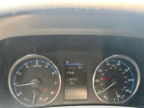 Used 2016 Toyota RAV4 XLE w/ Protection Package AWD/4WD image 17