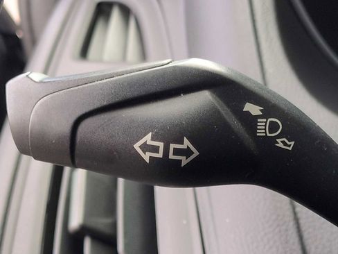 Used 2018 Ford Focus S image 26