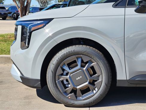 New 2026 Kia Carnival EX image 5