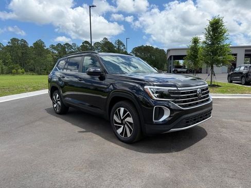 Used 2026 Volkswagen Atlas SE AWD/4WD image 9