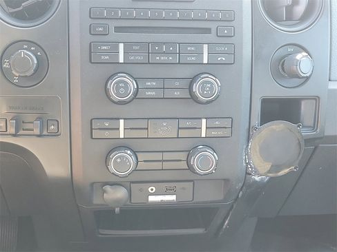 Used 2014 Ford F150 STX w/ Equipment Group 201A Mid image 28