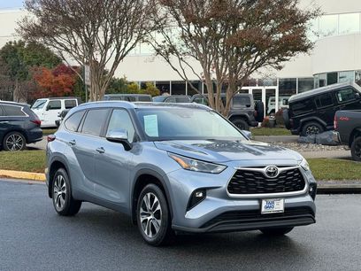 Used 2023 Toyota Highlander XLE