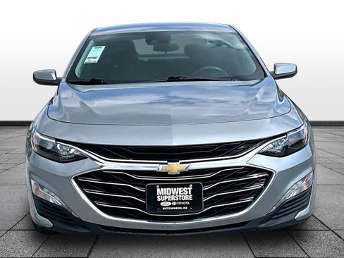 Used 2024 Chevrolet Malibu LT FWD image 3