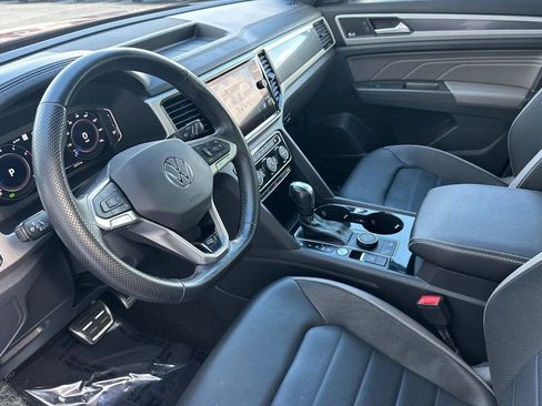 Used 2022 Volkswagen Atlas Cross Sport SEL Premium R-Line image 10