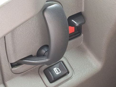 Used 2024 Chevrolet Express 2500 w/ Driver Convenience Package image 23