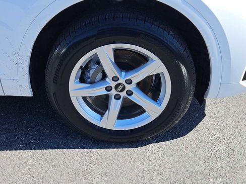 Certified 2023 Audi Q5 2.0T Premium w/ Convenience Package AWD/4WD image 8