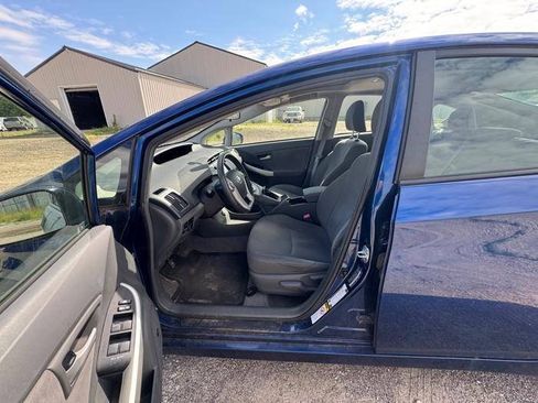 Used 2010 Toyota Prius Three w/ Solar Roof Pkg FWD image 21