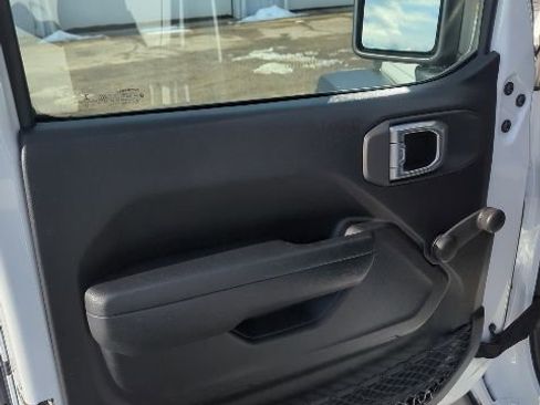 Used 2022 Jeep Wrangler Unlimited Sport image 23