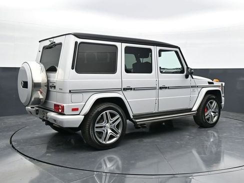 Used 2017 Mercedes-Benz G 63 AMG 4MATIC image 2