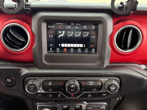 Used 2021 Jeep Wrangler Rubicon AWD/4WD image 20