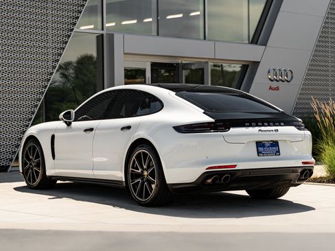 Used 2018 Porsche Panamera 4S AWD/4WD image 5