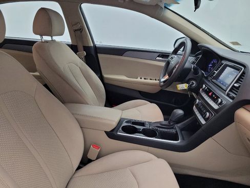 Used 2018 Hyundai Sonata SE FWD image 21