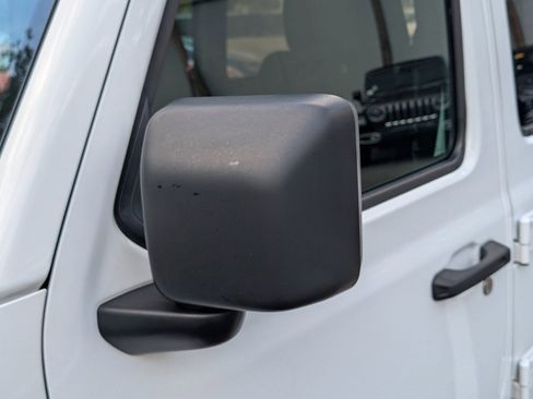 Used 2021 Jeep Wrangler Unlimited Sport AWD/4WD image 30