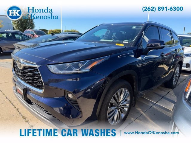 Used 2026 Toyota Highlander Platinum AWD/4WD image 1