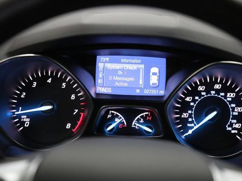 Used 2015 Ford Escape SE AWD/4WD image 4
