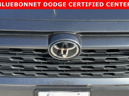 Used 2021 Toyota RAV4 LE FWD image 20