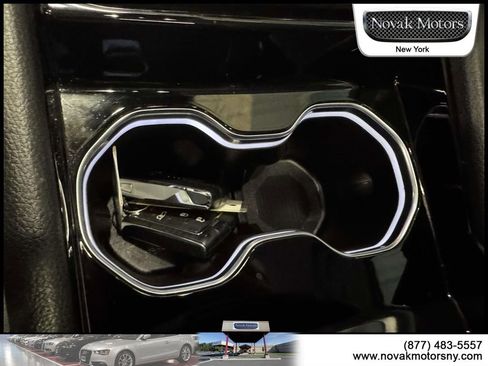 Used 2023 Jeep Grand Cherokee Limited image 23