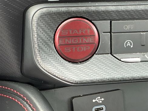 Certified 2025 Ford Mustang GT Premium image 36