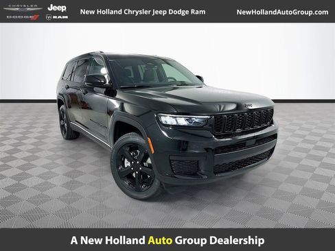 New 2025 Jeep Grand Cherokee L Altitude AWD/4WD image 1