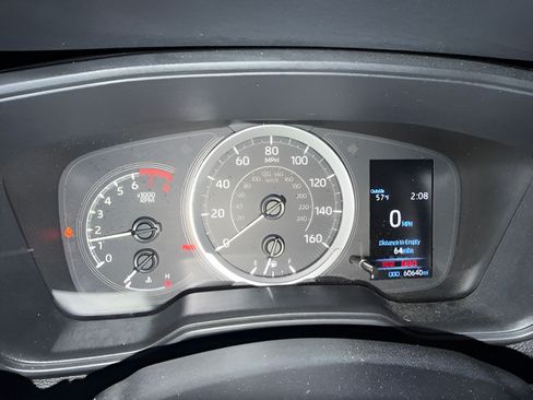 Used 2022 Toyota Corolla LE FWD image 18