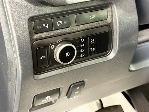 Used 2023 Ford F250 Lariat w/ Sport Appearance Package image 10