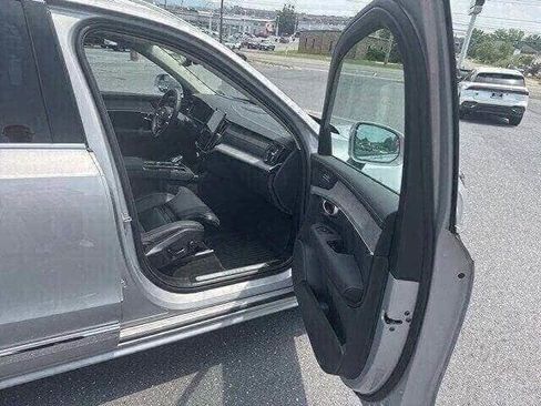 Used 2025 Volvo XC90 B6 Ultra w/ Protection Package Premier image 24