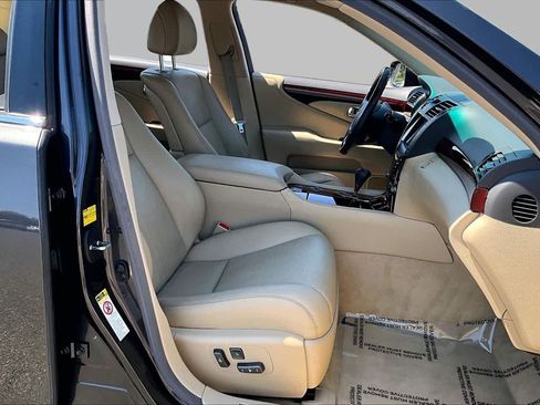 Used 2009 Lexus LS 460 RWD image 8