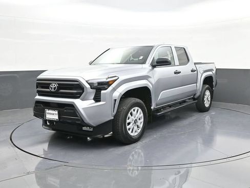 Used 2024 Toyota Tacoma SR RWD image 1